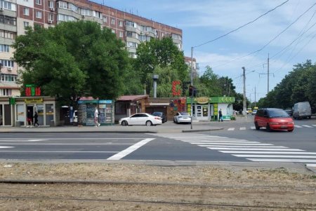 В Киевском районе проводится разметка велодорожек (фото)