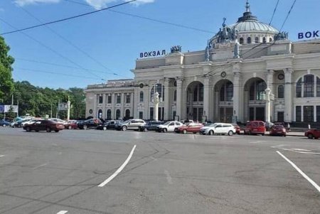 На Привокзальной площади появилась новая разметка (фото) 