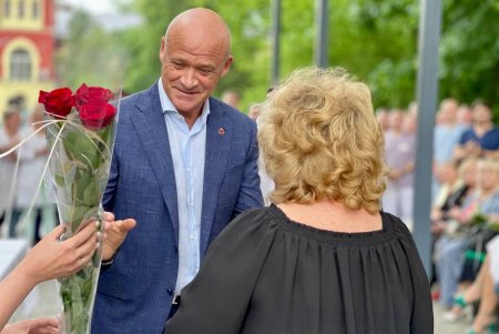 Городской голова Геннадий Труханов вручил медицинским работникам Одессы почетные награды (фото, видео)
