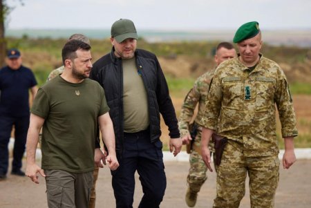 В Одесской области Президент Украины вручил пограничникам государственные награды (фото)