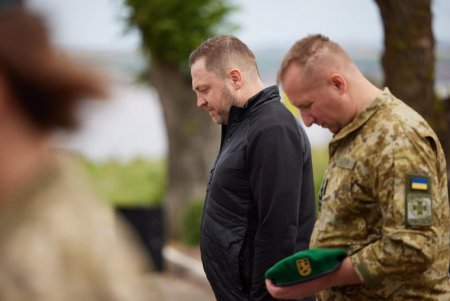 В Одесской области Президент Украины вручил пограничникам государственные награды (фото)