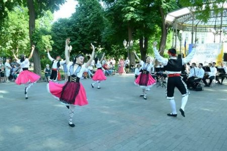 В Горсаду состоялся музыкальный марафон в поддержку украинских военных (фото)