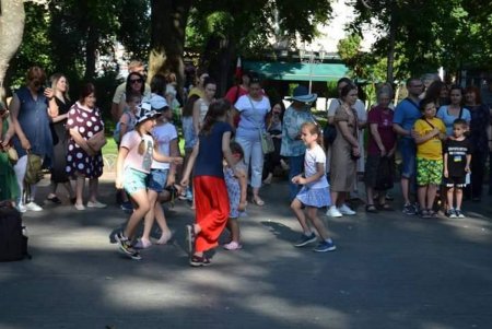 В Горсаду состоялся музыкальный марафон в поддержку украинских военных (фото)