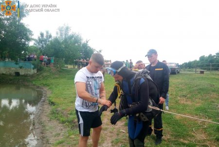 В Березовском районе во время ныряния в ставке утонул подросток (фото)