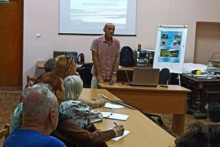 В зоопарке прочитали лекцию о заповедном парке «Тилигульский» для подопечных Приморского терцентра (фото)