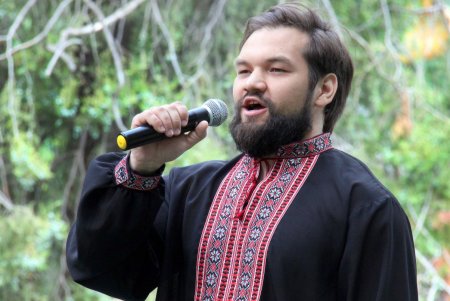 В Одесском зоопарке прошел День украинской песни (фоторепортаж)