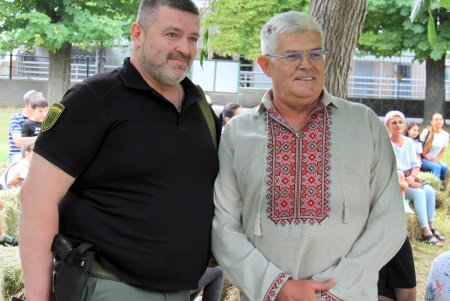 В Одесском зоопарке прошел День украинской песни (фоторепортаж)