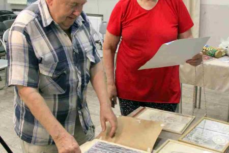 Портреты, одесские степи, цветы, животные и птицы: в Одессе открылась благотворительная выставка картин Аллы Крикун «TERRA MAJORIS/Земля предков» (фоторепортаж)