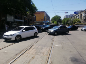 Из-за ДТП в Одессе временно прекращена работа двух популярных трамвайных маршрутов (фото) (движение трамваев восстановлено в 16:16)