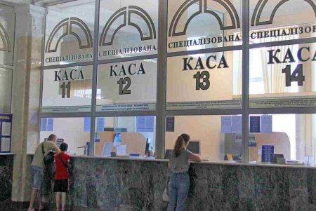 Пассажиры признали железнодорожный вокзал Одессы лучшим в Украине (фоторепортаж)