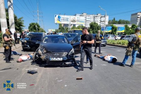 В Одессе СБУ задержала участников организованной преступной группировки, которая занималась вымогательством (фото) 