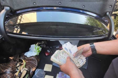 Работали под прикрытием полицейских: в Одессе и Киеве прикрыли сеть подпольных казино