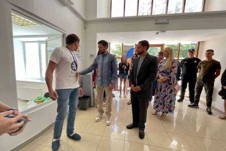 В Одессе открылся Центр оказания помощи временно перемещенным лицам «ЯМариуполь» (фото)