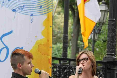 В ротонде Городского состоялся мультикультурный поэтически-вокальный вечер «Ковчег вдохновения» (фоторепортаж)