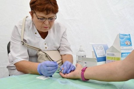 В Одессе провели акцию по тестированию на вирусный гепатит и ВИЧ (фото)