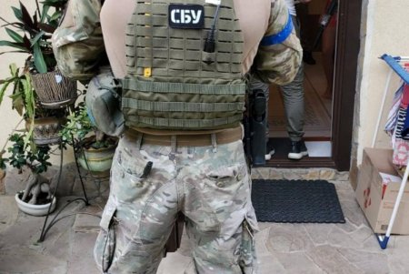 Соучредитель благотворительной организации и экс-полицейский организовали в Одесской области канал по переправке призывников за границу (фото)