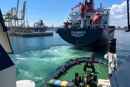 В порт «Черноморск» зашло первое торговое судно с начала войны, - Мининфраструктуры (фото, видео)