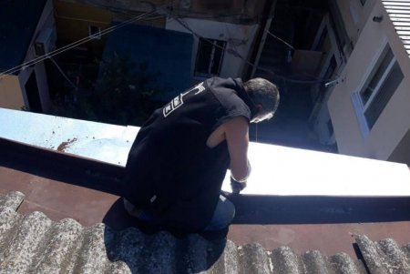 Cпециалисты отремонтировали кровлю на Базарной и в Ватманском переулке, провели санитарный день в Киевском районе (фото)