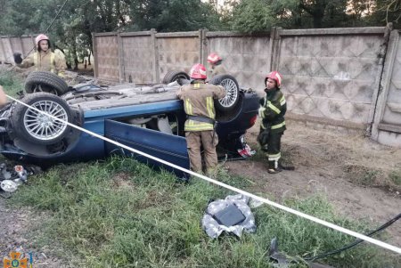 ДТП в Одесской области: спасатели деблокировали пострадавшего водителя из авто (фото, видео)