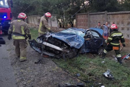 ДТП в Одесской области: спасатели деблокировали пострадавшего водителя из авто (фото, видео)