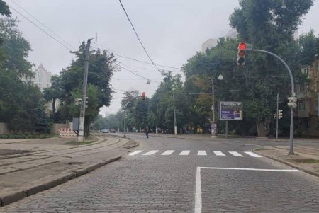 На Французском бульваре обновили дорожную разметку (фото)