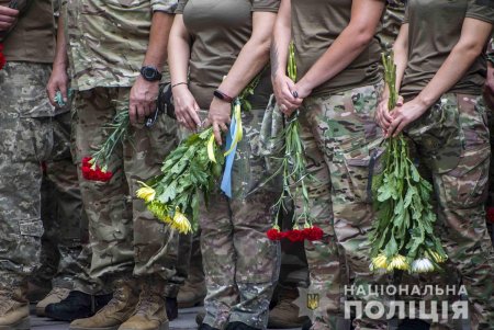 В последний путь в Одессе провели полицейского из спецподразделения «Шторм»: он погиб на войне с оккупантами (фото)