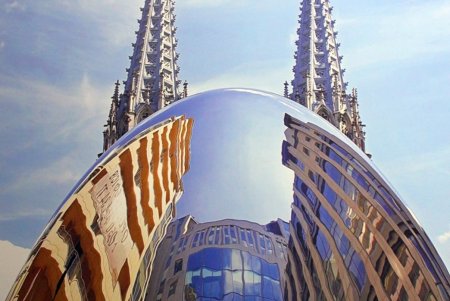В Летнем театре одесситы увидели «Абстрактное и отраженное» (фоторепортаж)