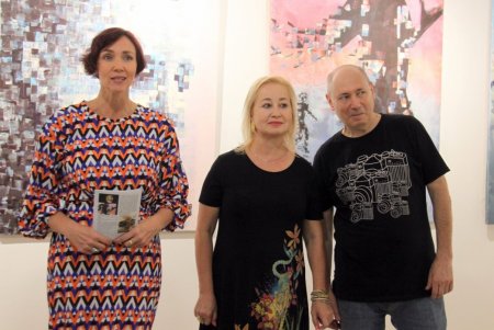 В Летнем театре одесситы увидели «Абстрактное и отраженное» (фоторепортаж)