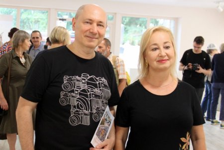 В Летнем театре одесситы увидели «Абстрактное и отраженное» (фоторепортаж)