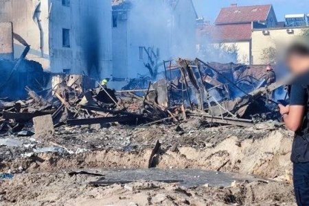 По факту ракетных ударов врага по базам отдыха и жилым домам в поселке Белгород-Днестровского района открыто уголовное производство (фото)