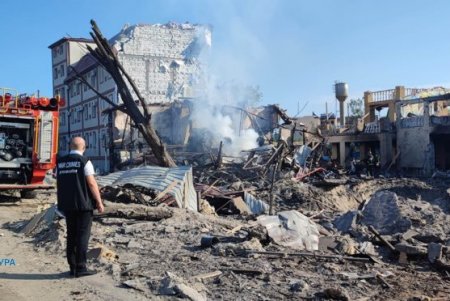 По факту ракетных ударов врага по базам отдыха и жилым домам в поселке Белгород-Днестровского района открыто уголовное производство (фото)