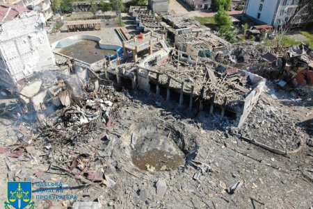 По факту ракетных ударов врага по базам отдыха и жилым домам в поселке Белгород-Днестровского района открыто уголовное производство (фото)