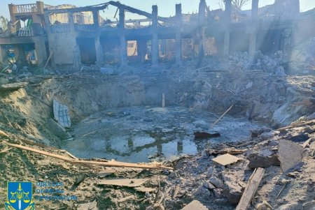 По факту ракетных ударов врага по базам отдыха и жилым домам в поселке Белгород-Днестровского района открыто уголовное производство (фото)