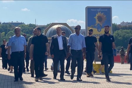 В Одессу прибыл Генсек ООН с официальным визитом: он посетил порт и прокомментировал ситуацию на Запорожской АЭС (фото)