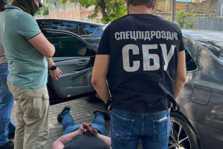 СБУ обезвредила преступную группировку, занимавшуюся вымогательствами и грабежами (фото, видео)