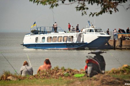 Пассажирские перевозки по Днестровскому лиману будут временно прекращены с 24 по 26 августа (фото)