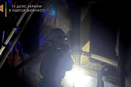 В Раздельнянском районе во время тушения пожара спасатели обнаружили двух погибших людей (фото)