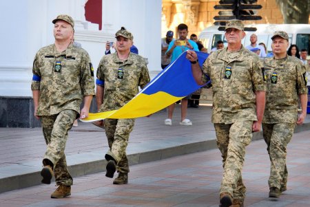 В Одессе отмечают День Государственного флага Украины (фоторепортаж)