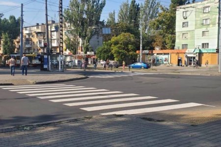 В Киевском и Малиновской районах города обновили дорожную разметку (фото)