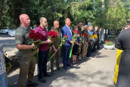 Я безгранично благодарен героям, защищающим нашу страну и родителям, воспитавшим таких героев, - Геннадий Труханов (фото)