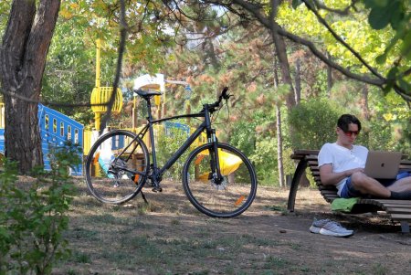 Парк Победы: последние денечки лета (фоторепортаж)