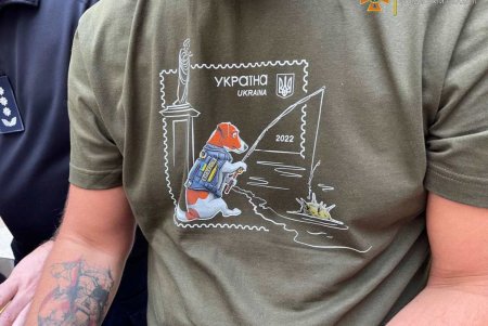 В Одессе состоялось торжественное погашение благотворительной марки с псом Патроном (фото)