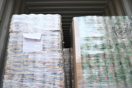 Продукты питания, вода, средства гигиена и строительные материалы: одесситы передала помощь жителям Николаева (фото, видео) 