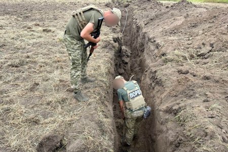 На участке Подольского погранотряда обнаружили спиртопровод (фото)