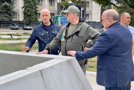 В Одессе продолжается строительство Мемориала погибшим защитникам Украины (видео)