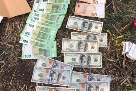 В Молдову за 4500 долларов США: полиция разоблачила преступную «схему» перемещения мужчин за границу