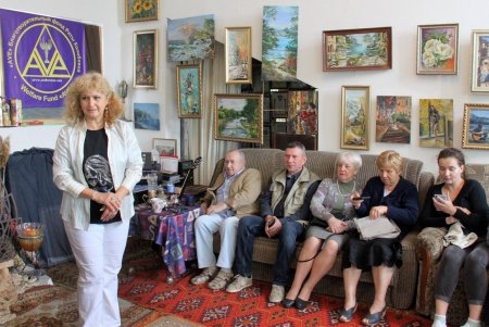 Волшебный мир мастера декоративно-прикладного искусства: картины, куклы, игрушки, декор из натуральной кожи и полимерной глины (фоторепортаж)