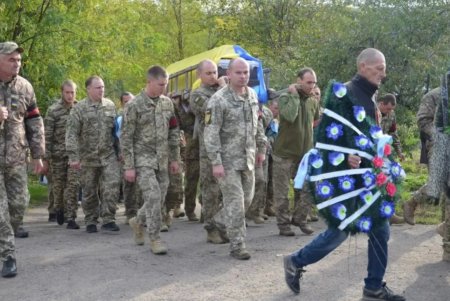 Одесская область простилась с тремя защитниками, которые погибли на войне против оккупантов (фото)