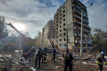 Российские самолеты выпустили по Запорожью 12 ракет: много погибших и раненных (фото)