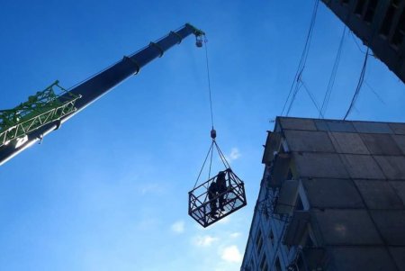 Второй день массированных ударов по объектам критической инфраструктуры, жилым домам и гражданам Украины (фоторепортаж)
